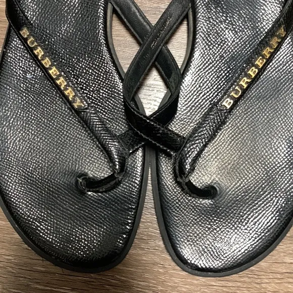 Burberry Flip Flop Sandals