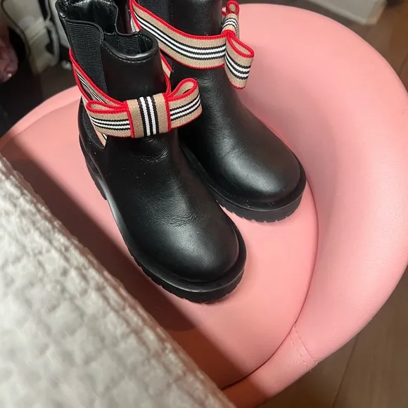 Burberry Kids Black Boots with Red and Beige Accents