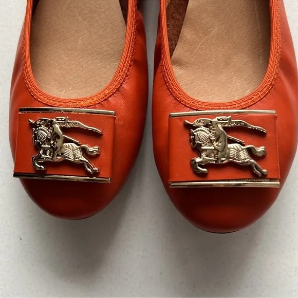 Burberry style ballerina sandals size 6 Hermes color