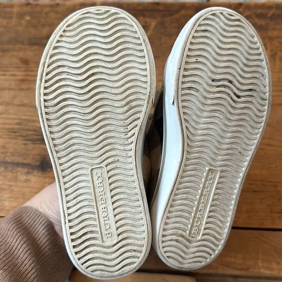 BURBERRY Unisex Toddler White Nova Check Sneakers Casual Shoes Velcro 26 OR 8.5