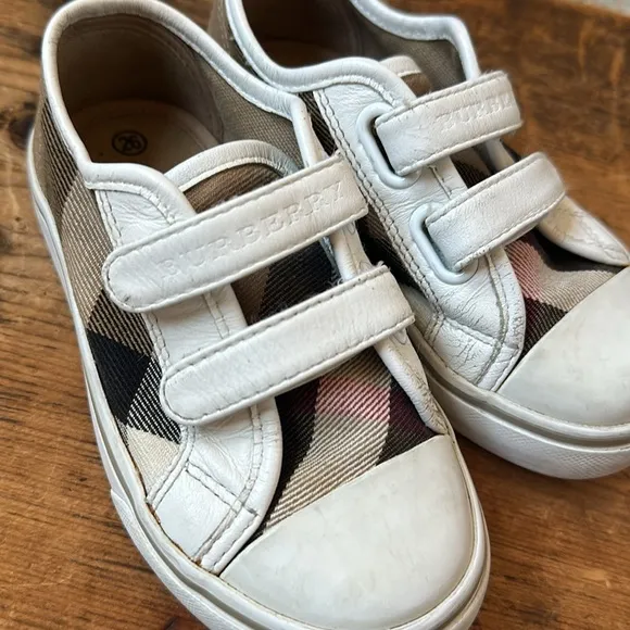 BURBERRY Unisex Toddler White Nova Check Sneakers Casual Shoes Velcro 26 OR 8.5