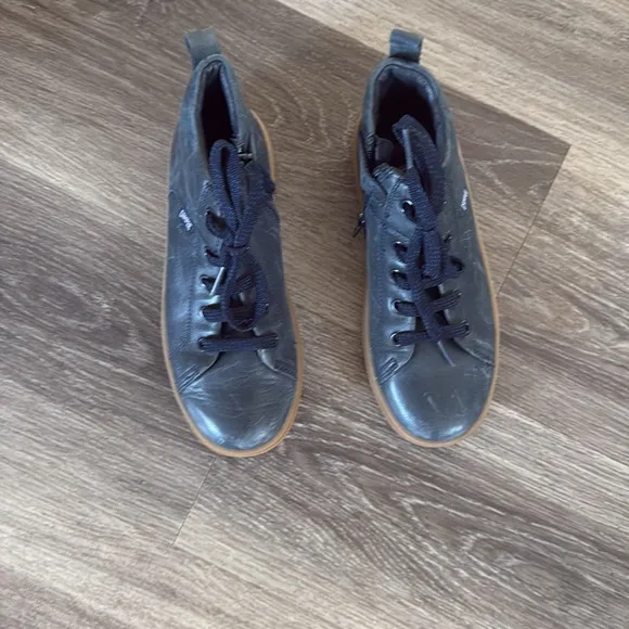 Camper Navy Ankle Boots for Kids 1US