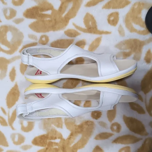 Camper White Sandals GIRL