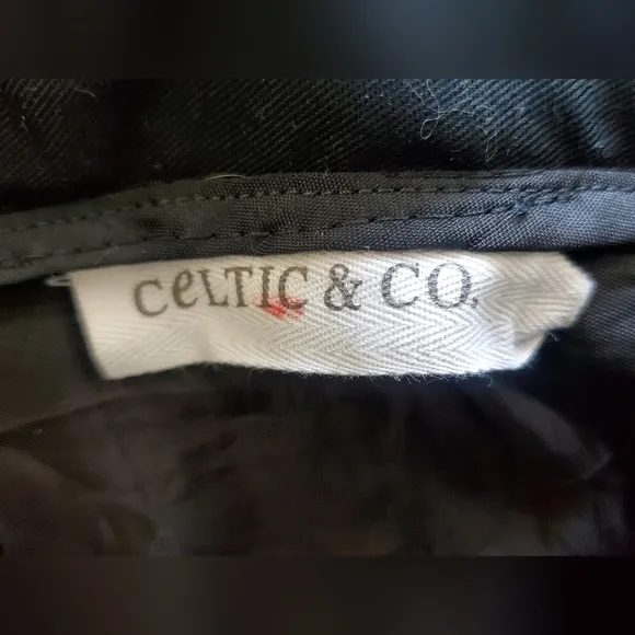 Celtic &amp; Co Wool Skirt Green Black Plaid Pure New Wool Y2K Preppy Size 10