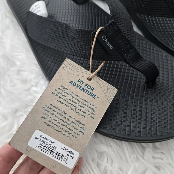 Chaco Classic Flip sandal for men in solid black. Size 11. New.Slip into the C