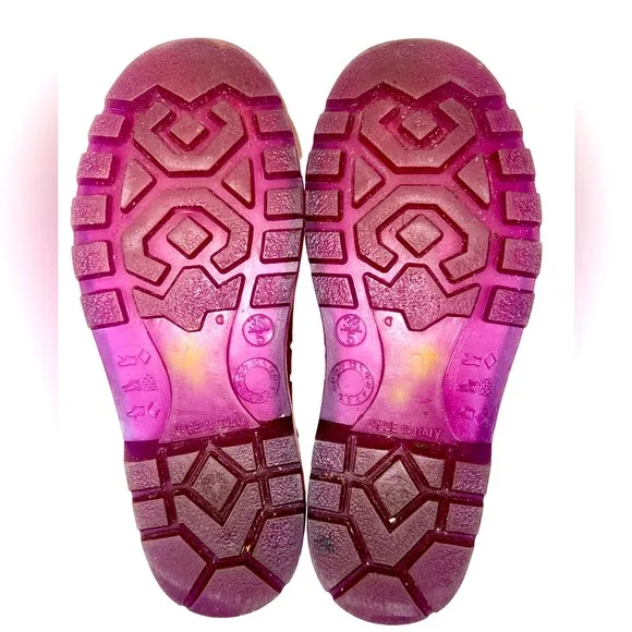 CHANEL RAIN BOOTIES IN PURPLE