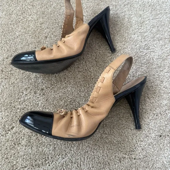 CHANEL slingback CC bow accent high heel