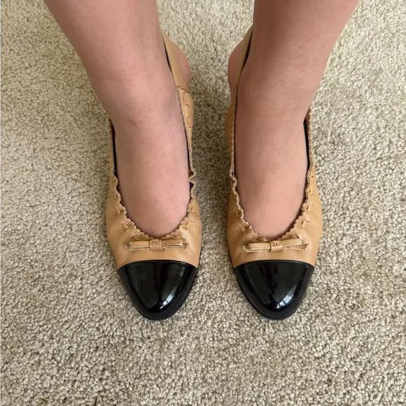 CHANEL slingback CC bow accent high heel