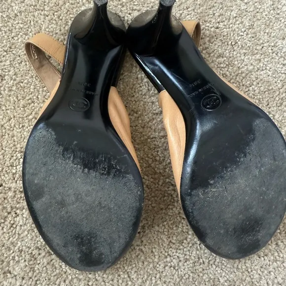 CHANEL slingback CC bow accent high heel