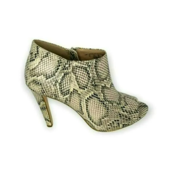 Charles Jourdan Retro Beige Paris Valentine Snakeskin Stiletto Boots Size 9