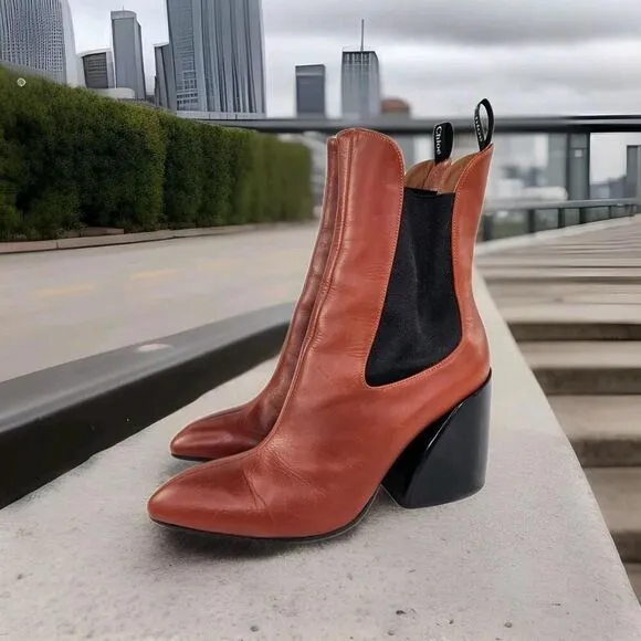 Chloe Wave Ankle Boots Womens US 7 Brown Pull Tab Chelsea Pointed Toe Booties