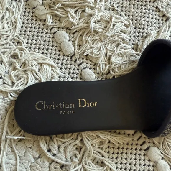 Christian Dior Navy and Tan Slide Sandals ☀️authentic☀️