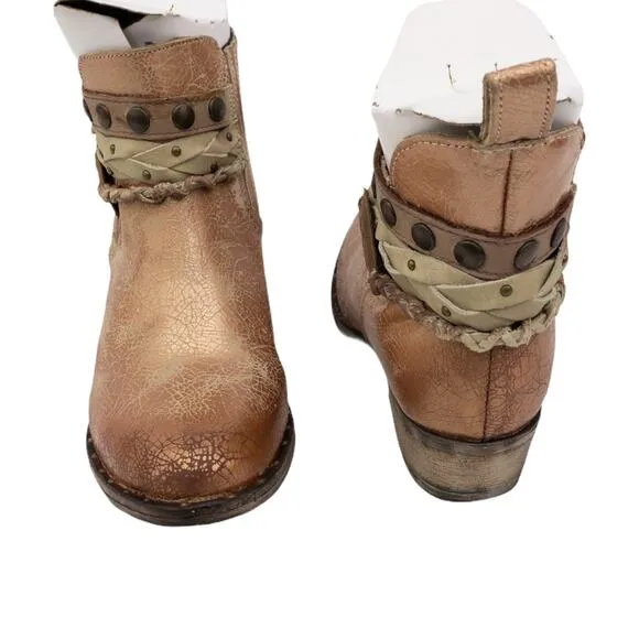 Circle G Western Women's Metallic Rose Gold Braided Harness Leather Ankle Boots