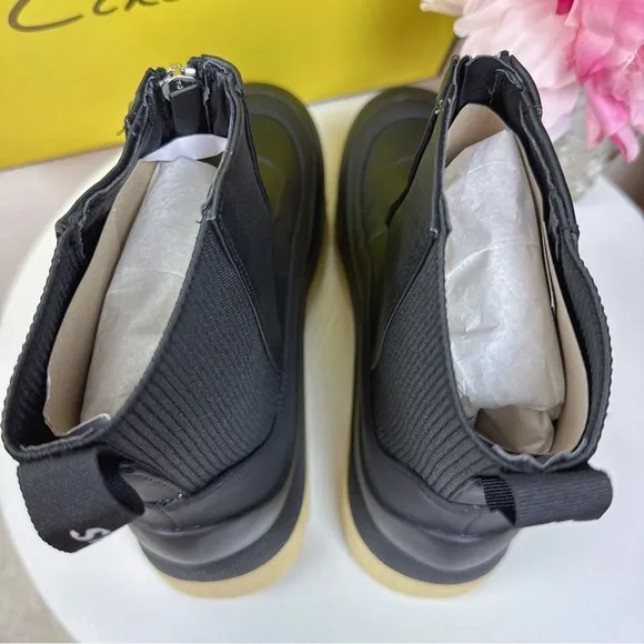 Circus by Sam Edelman Bethanuie Waterproof Boots Black / Lemon Size 10
