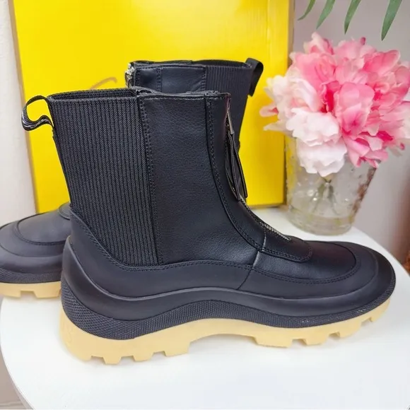 Circus by Sam Edelman Bethanuie Waterproof Boots Black / Lemon Size 10