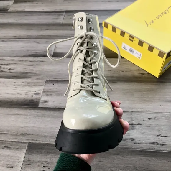 Circus by Sam Edelman Lolita Patent Faux Leather Lace Up Boots in Sage Size 7