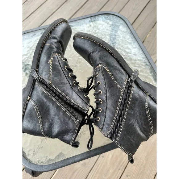 Clarks Leather Nikki North Black Ankle Boots Lace Up Zip Up Woman's Size 8.5M