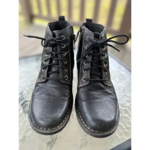 Clarks Leather Nikki North Black Ankle Boots Lace Up Zip Up Woman's Size 8.5M