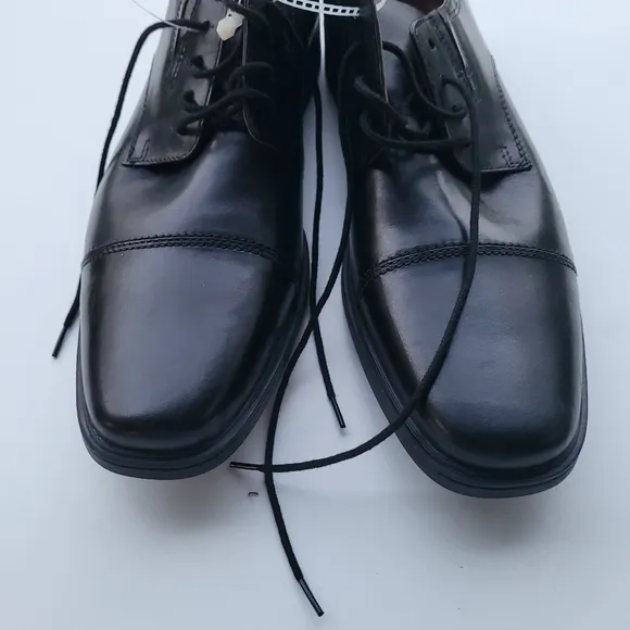 Clarks Whiddon Cap 10.5 Men's Black Derby Shoes