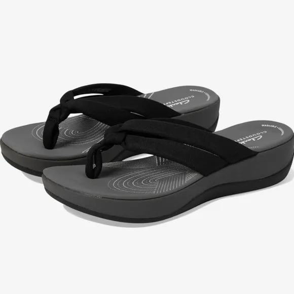 Clarks Women Arla KaylieCloudsteppers Cushionsoft Thong Wedge Sandals shoes sz 7