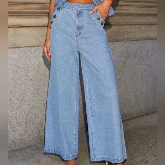 Classic Button Accent High Waist Wide Leg Jeans