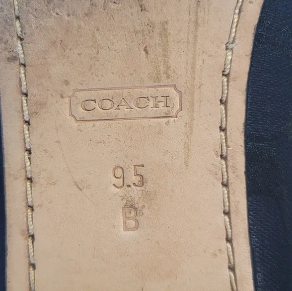 Coach black shoes classic traditional business casual slip on loafers womens 9.5