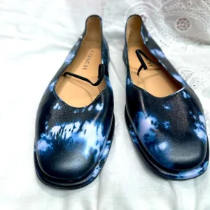 Coach Emilia Mary Jane . New no ‎ box  color navy blue,black and white.