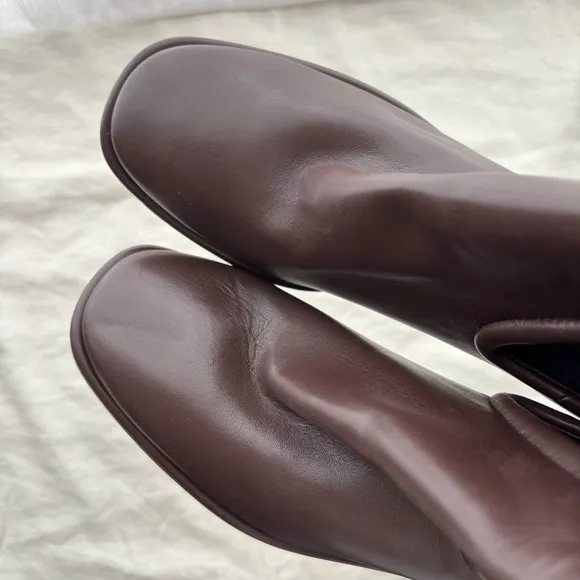 Coach Geneva Brown Leather Heeled Chelsea Boots Shoes Sz 9.5B