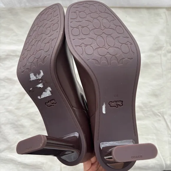 Coach Geneva Brown Leather Heeled Chelsea Boots Shoes Sz 9.5B