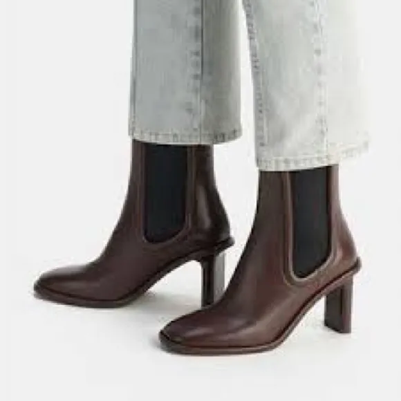 Coach Geneva Brown Leather Heeled Chelsea Boots Shoes Sz 9.5B