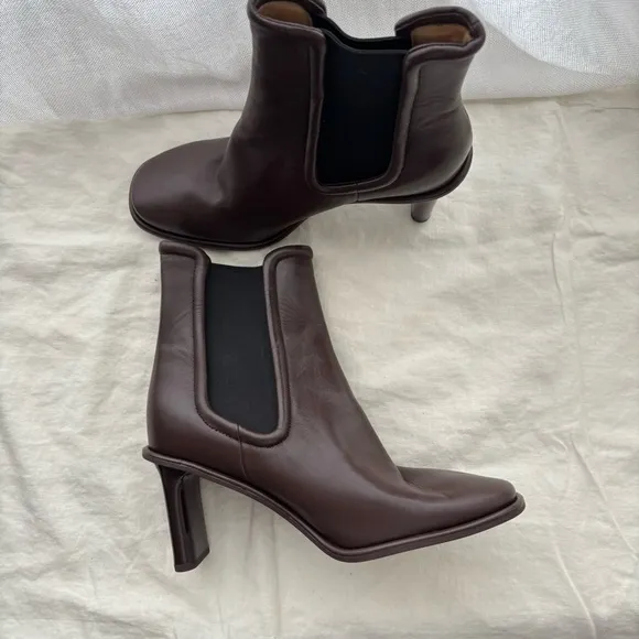 Coach Geneva Brown Leather Heeled Chelsea Boots Shoes Sz 9.5B