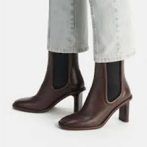 Coach Geneva Brown Leather Heeled Chelsea Boots Shoes Sz 9.5B