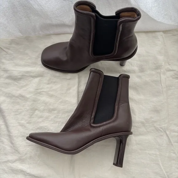 Coach Geneva Brown Leather Heeled Chelsea Boots Shoes Sz 9.5B