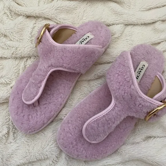 Coach Hollie shearling Flip Flop pale pink