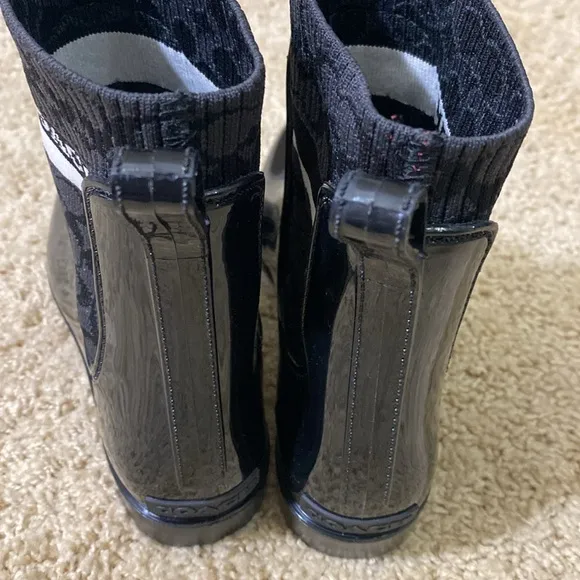 Coach NEW Rivington signature Logo black rain boots size 5