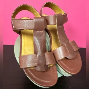Coclico Savanna Britannic Caramel Brown Leather T-strap Platform Sandals 👡