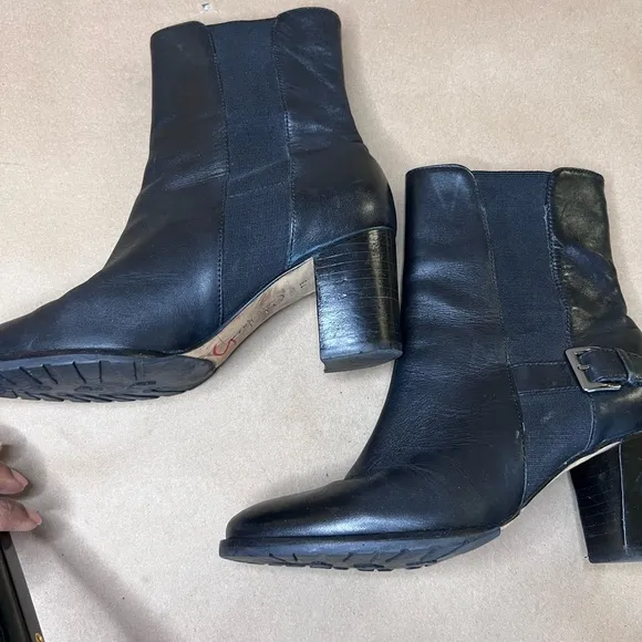 Cole Haan Black Genuine Leather Pull On Block Heel Almond Tor Ankle Boots Size 7