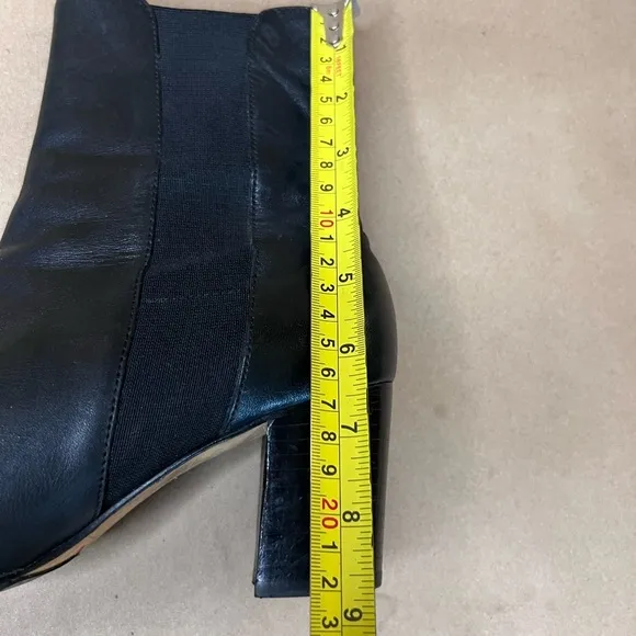 Cole Haan Black Genuine Leather Pull On Block Heel Almond Tor Ankle Boots Size 7