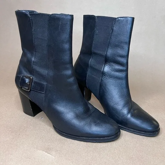 Cole Haan Black Genuine Leather Pull On Block Heel Almond Tor Ankle Boots Size 7