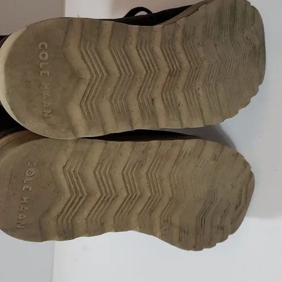 Cole Haan Sueded Textile Camo Light Weight ankle boots size 8