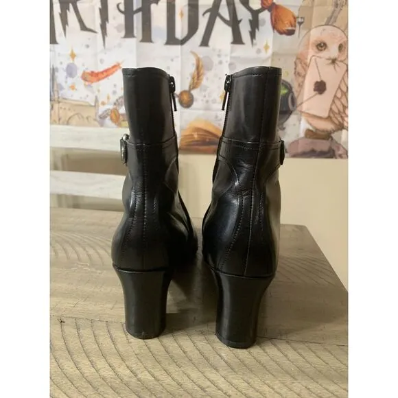 Cole Haan Womens Boots Western Black Leather Zip Up Ankle Heels‎ 7.5B
