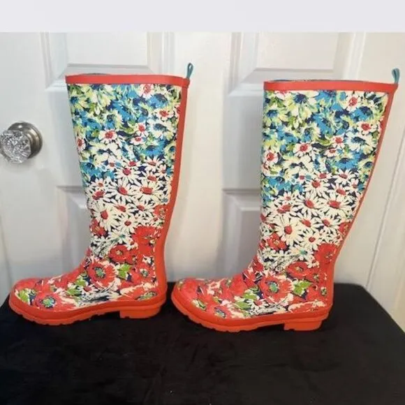 Colloquial Rain Boot in Dozens of Daisies from Anthropologie - Size 9