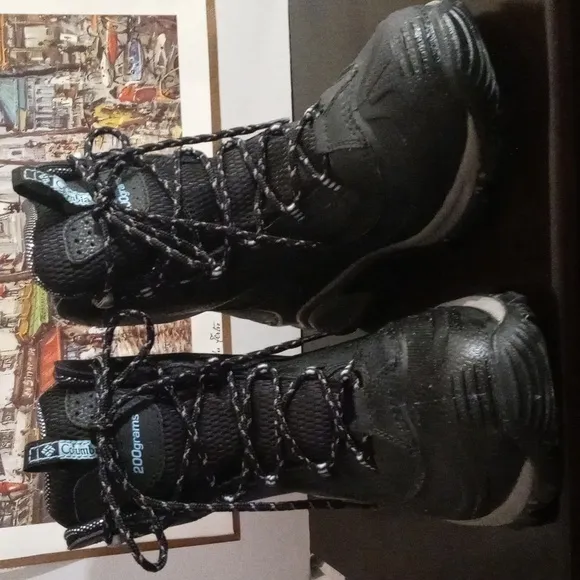 COLUMBIA WATERPROOF OMNI HEAT 200 GRAMS BOOTS