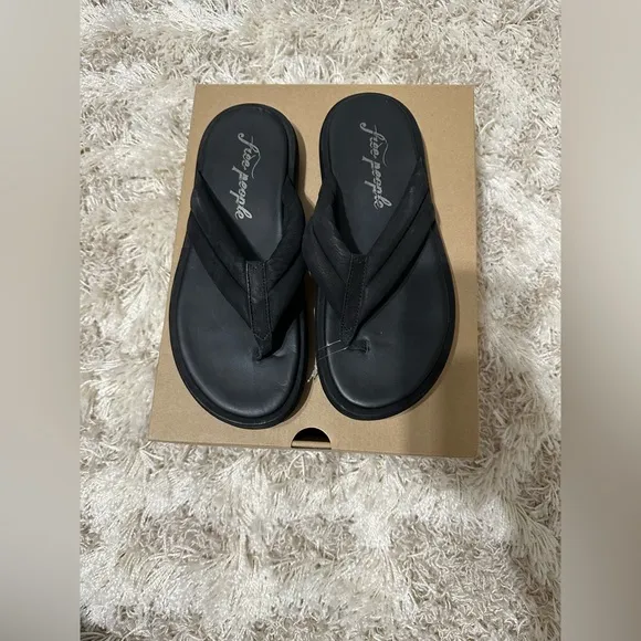 COPY - ❤️Free People Wonderland Thong Sandal