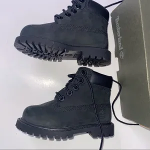 COPY - NIB Toddlers Timberland Premium Black Nubuck Waterproof Boots Size 5