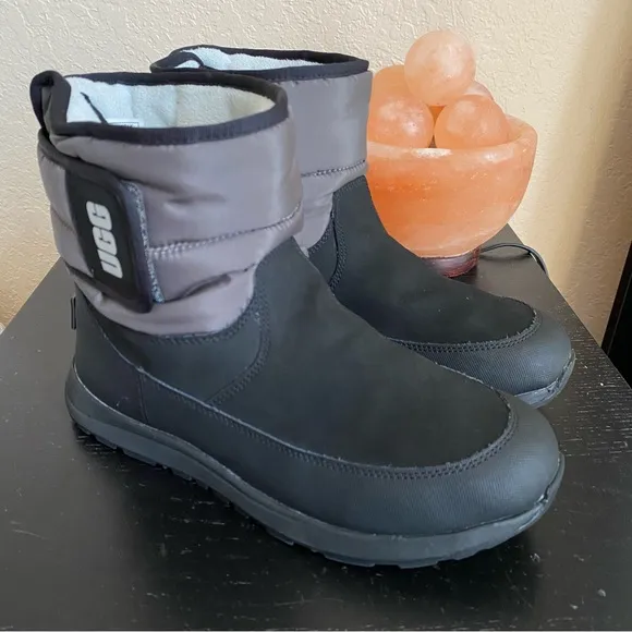 COPY - UGG Unisex Kids  TOTY WEATHER Snow Black  Boots Size 6