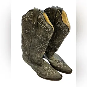Corral Black and White Heeled Boots with Intricate Patterns