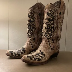 Corral leather Black and Brown Heeled Boots with Intricate Design