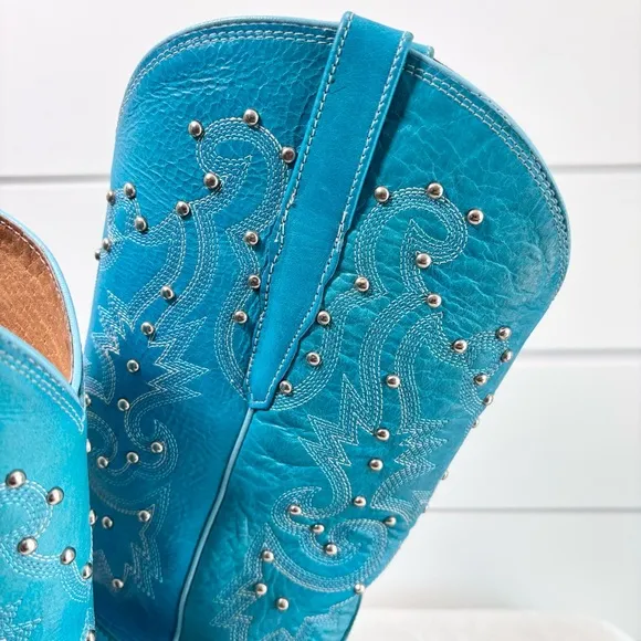 Cowboy Pro blue -turquoise studded boots Western Embroidered Women's Boots 9.5