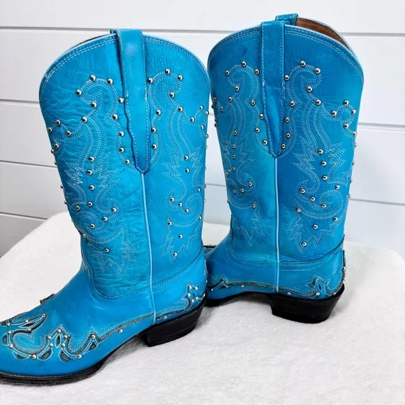 Cowboy Pro blue -turquoise studded boots Western Embroidered Women's Boots 9.5